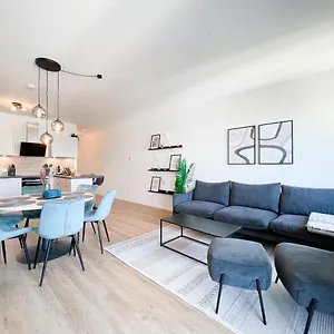 E&k Living - 6 Pers - Design - Fair - Sky-tv - Parking Augsburg